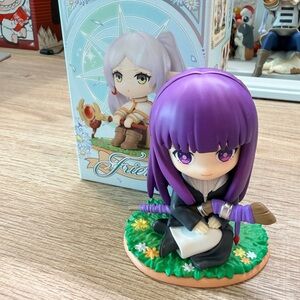 Pop Mart Frieren box Fern